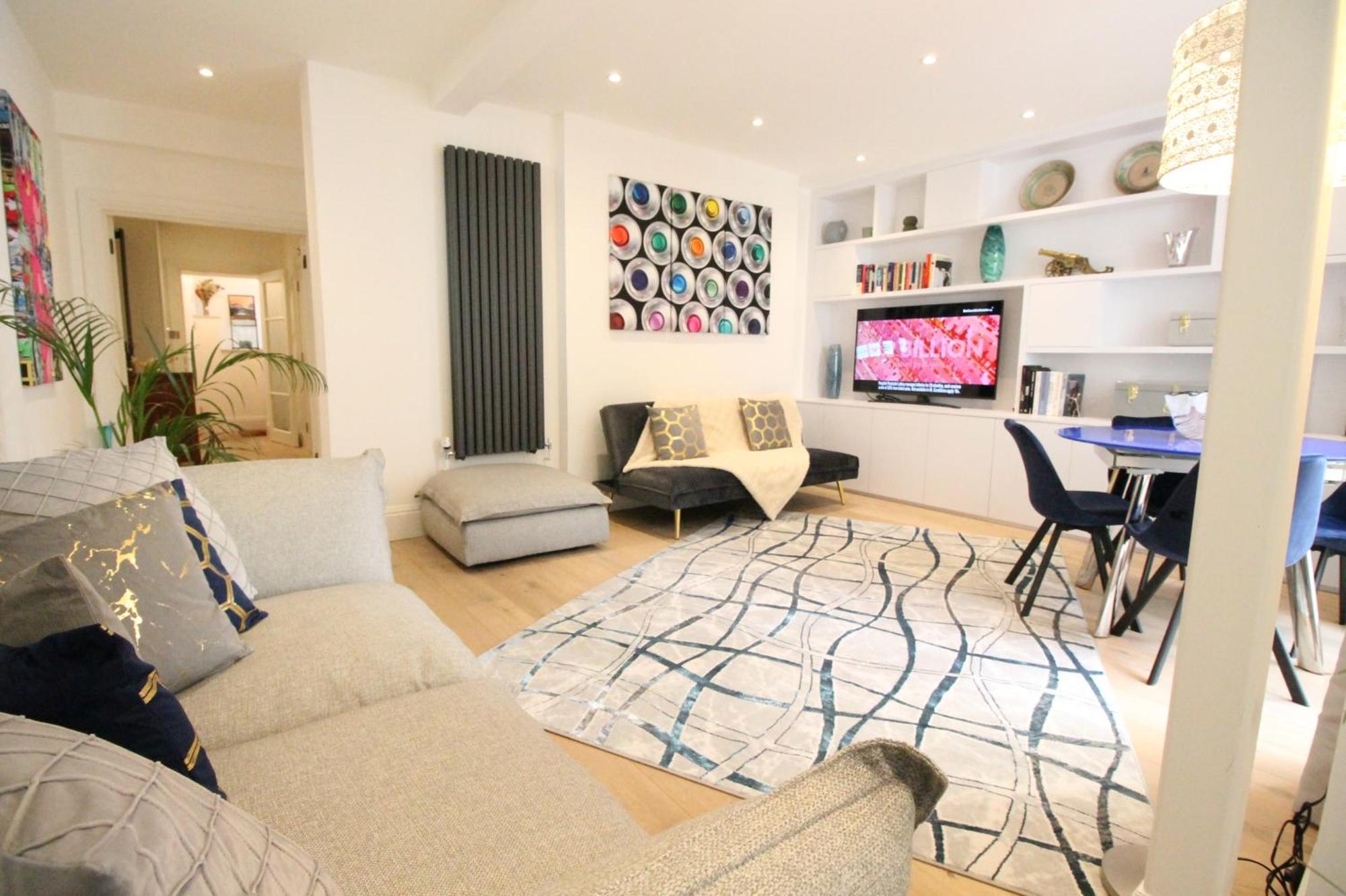 Stylish And Chic Flat 2bed 2bath In Notting Hill * Londra